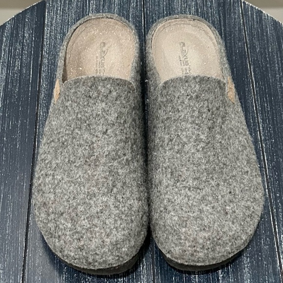 Flexus Platform Clogs - Picture 3 of 8